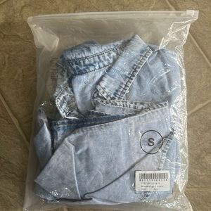 Never been worn Women’s Short Sleeve babydoll denim dress